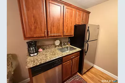 1465 Willard Avenue #A, Newington, CT 06111 - Photo 4