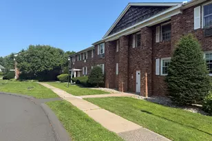 1465 Willard Ave, Newington, CT 06111 - Photo 2