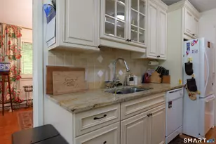 345 Heritage Vlg, Southbury, CT 06488 - Photo 8