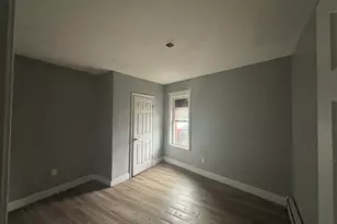 2370 Main St, Hartford, CT 06120 - Photo 4