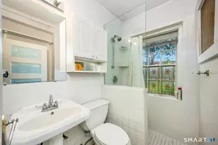 23 Rowsley St, Bridgeport, CT 06605 - Photo 14