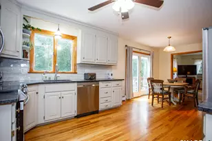 34 Stanley Dr, Andover, CT 06232 - Photo 4