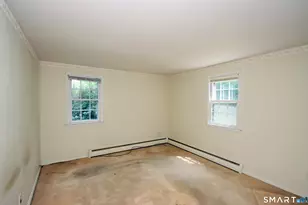 37 Shawn Dr, Bristol, CT 06010 - Photo 12