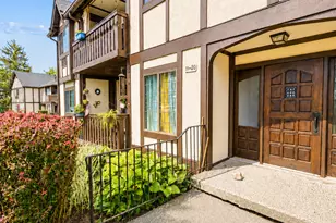 11 Chatham Ct, Brookfield, CT 06804 - Photo 2