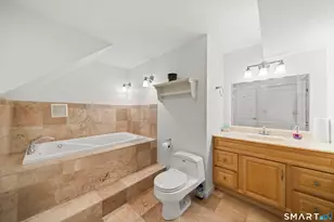 122 Oak Ridge Dr, Windsor Locks, CT 06096 - Photo 18