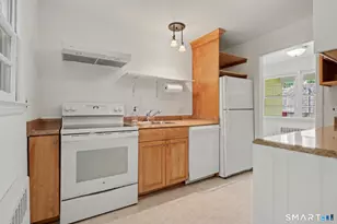 104 1/2 Ledgebrook Dr, Norwalk, CT 06854 - Photo 12
