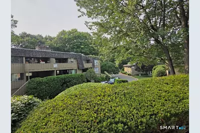 104 1/2 Ledgebrook Drive #104H, Norwalk, CT 06854 - Photo 4