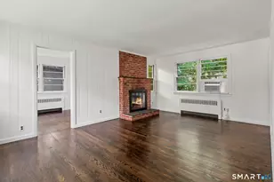 104 1/2 Ledgebrook Dr, Norwalk, CT 06854 - Photo 4