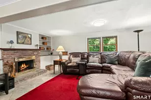 6 Webster Pl, Newtown, CT 06470 - Photo 24