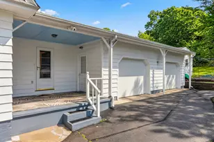 452 New London Turnpike, Norwich, CT 06360 - Photo 6