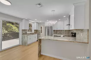 650 Manchester Rd, Glastonbury, CT 06033 - Photo 1