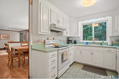 322 Carriage Drive, Glastonbury, CT 06033 - Photo 10