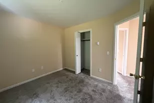 140 New Haven Ave, Derby, CT 06418 - Photo 12
