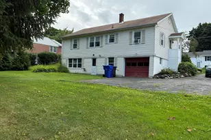85 Thompson Dr, Torrington, CT 06790 - Photo 2