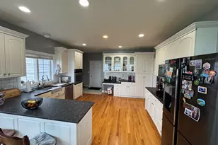 556 Hill St, Bristol, CT 06010 - Photo 6
