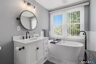 19 Crestview Ave, Stamford, CT 06907 - Photo 16