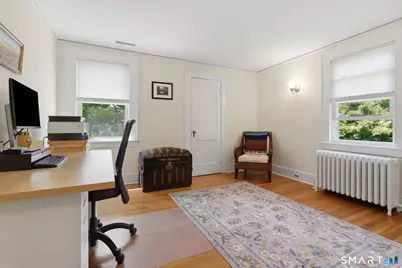 19 Crestview Avenue, Stamford, CT 06907 - Photo 10