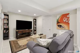 19 Crestview Ave, Stamford, CT 06907 - Photo 20
