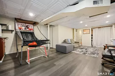 85 Woodbury Avenue, Stamford, CT 06907 - Photo 26
