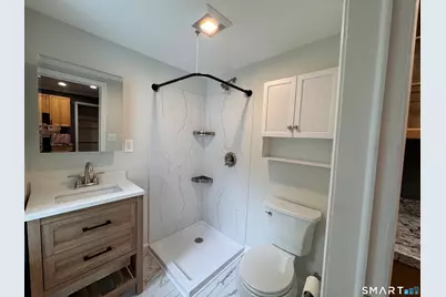 19-23 Hull Place, Seymour, CT 06483 - Photo 6