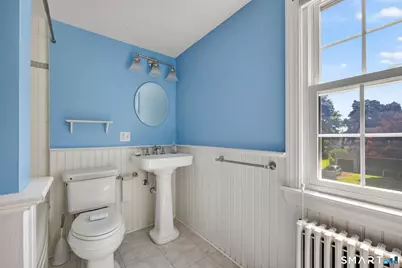 46 Hall Street, New Haven, CT 06512 - Photo 34