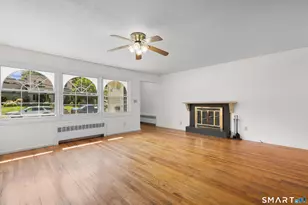 72 Vernon St, Manchester, CT 06042 - Photo 6