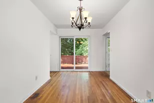 72 Vernon St, Manchester, CT 06042 - Photo 8