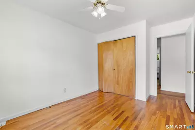 72 Vernon Street, Manchester, CT 06042 - Photo 18
