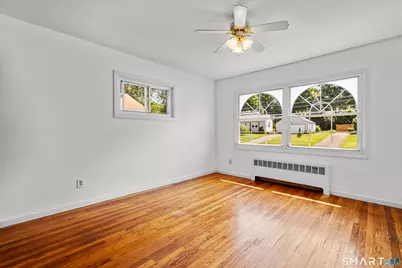 72 Vernon Street, Manchester, CT 06042 - Photo 22