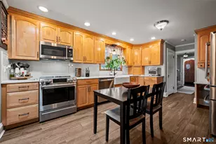 19 Harding St, Wethersfield, CT 06109 - Photo 16