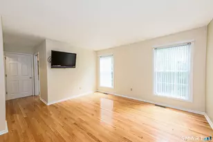 25 Hamden Hills Dr, Hamden, CT 06518 - Photo 12