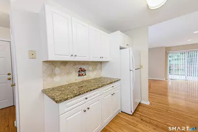25 Hamden Hills Drive #23, Hamden, CT 06518 - Photo 10