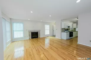 25 Hamden Hills Dr, Hamden, CT 06518 - Photo 6