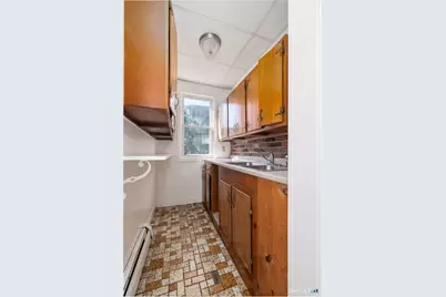 95 Sunnyside Avenue, Waterbury, CT 06708 - Photo 4