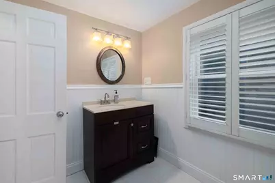 140 Round Hill Road, North Haven, CT 06473 - Photo 22