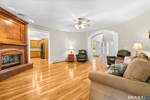 14 Wychwood Ln, Oxford, CT 06478 - Photo 18