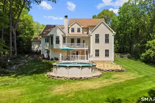 14 Wychwood Ln, Oxford, CT 06478 - Photo 4