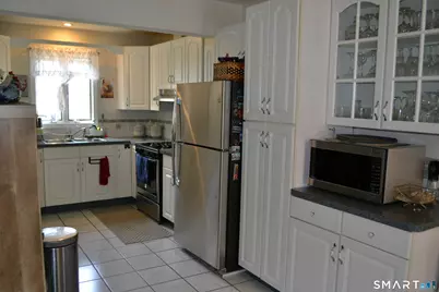40 Emma Road, Stamford, CT 06905 - Photo 12