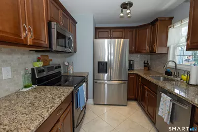 19 Hardwood Road, Plainville, CT 06062 - Photo 4