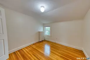 27 N Main St, Essex, CT 06426 - Photo 20
