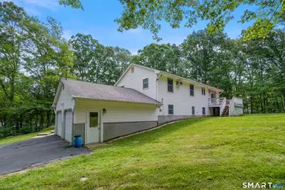 14 Sarah Drive, Montville, CT 06382 - Photo 4