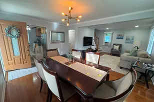 681 Jennings Rd, Fairfield, CT 06824 - Photo 10