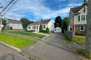 681 Jennings Rd, Fairfield, CT 06824 - Photo 1