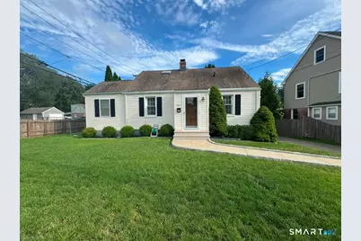 681 Jennings Road, Fairfield, CT 06824 - Photo 2
