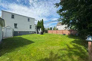 681 Jennings Rd, Fairfield, CT 06824 - Photo 30