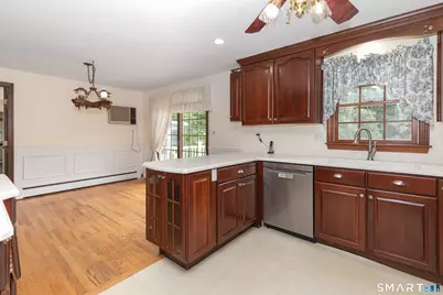 124 Chestnut Tree Hill Road Exten, Oxford, CT 06478 - Photo 8