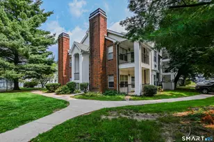31 High St, East Hartford, CT 06118 - Photo 2