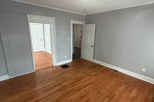 50 Liberty St, New Haven, CT 06519 - Photo 2