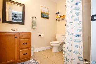 527 West Thames St, Norwich, CT 06360 - Photo 20