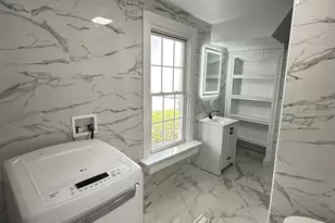 66 S 3rd St, Meriden, CT 06451 - Photo 18